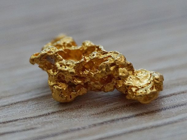 El oro supera los U$S 5.000 y se afianza como refugio ante la tensión global