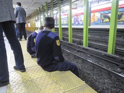 levantaron el paro en la linea b tras una reclamo gremial levantaron el paro en la linea b tras una reclamo gremial