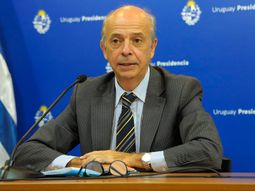 Javier García, ministro de Defensa de Uruguay. Javier García, ministro de Defensa de Uruguay.