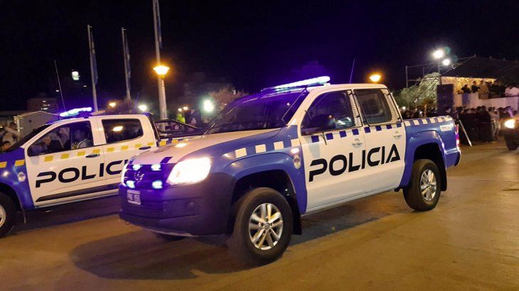 Neuquén: descubren a policías neuquinos en fiestas clandestinas