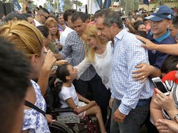 scioli le reclamo a macri que se atienda tambien a los humildes scioli le reclamo a macri que se atienda tambien a los humildes