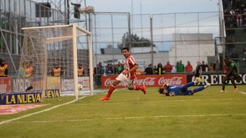 estudiantes gano con dos apariciones de viatri y sigue de cerca a lanus estudiantes gano con dos apariciones de viatri y sigue de cerca a lanus