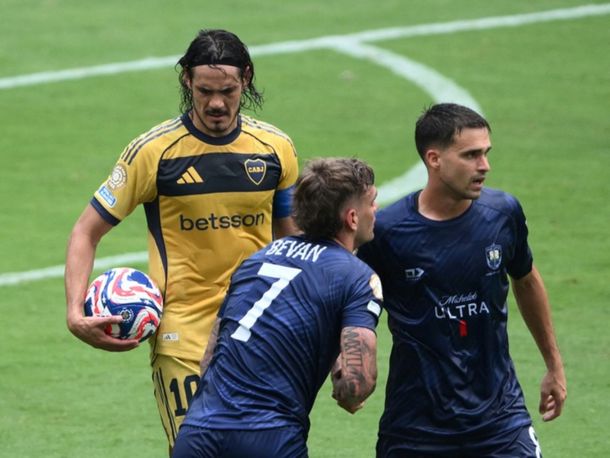 Cuál es la postura de Riquelme y el Consejo de Fútbol con el futuro de Cavani en Boca