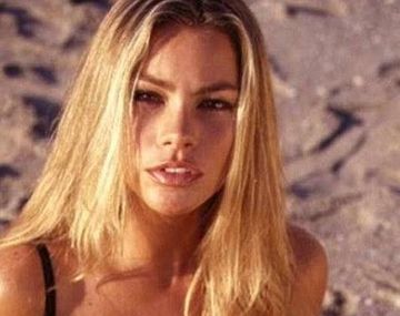 Ella mostró fotos de cuando era una rubia modelo