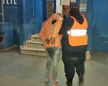 Así quedó detenida la mujer que denunció que la habían robado y era mentira