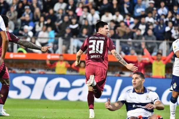 Un gigante inglés va a la carga por Franco Mastantuono: quieren pagar la cláusula de 45 millones de euros