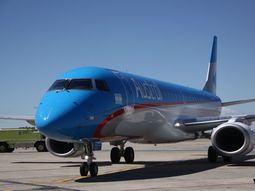 Paro sorpresivo de los pilotos de Austral en Aeroparque