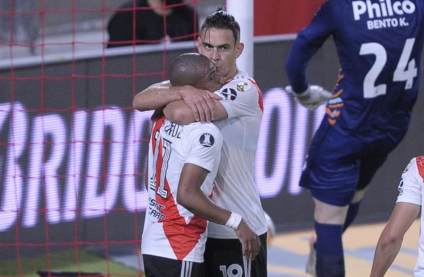 River venció a Athletico Paranaense y avanza a los cuartos de final