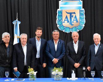 Tinelli renunció a la presidencia de la Liga Profesional de Fútbol