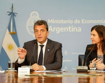 Massa anunció refuerzo para los trabajadores informales: nuevo bono de $94.000