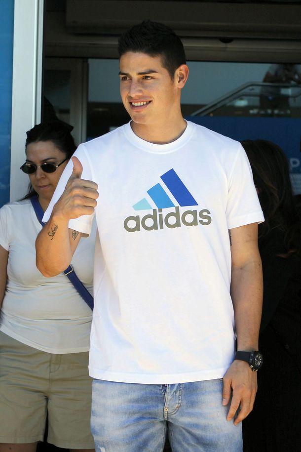 James Rodríguez es oficialmente jugador del Real Madrid