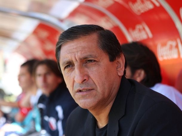 Ramón Díaz llegó al Monumental luego de reunirse con Almeyda