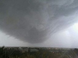 Pánico por audio que anuncia un tornado