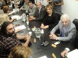 reunidos en economia, provincia y gremios docentes retomaron la discusion paritaria reunidos en economia, provincia y gremios docentes retomaron la discusion paritaria