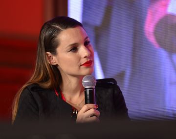 Pampita habló después del escándalo en Showmatch