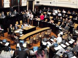 Piden más declaraciones juradas de los bonaerenses