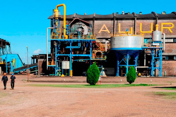 Alcoholes del Uruguay (ALUR) solicitó una línea de crédito por 50 millones de dólares.