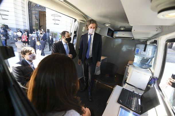 Agencia Móvil, la nueva apuesta del Gobierno para promover las políticas de empleo en todo el país