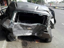 Así quedaron los autos de la picada de Vicente López Así quedaron los autos de la picada de Vicente López