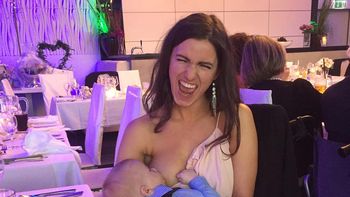 se convirtio en viral por darle la teta a su bebe en un casamiento se convirtio en viral por darle la teta a su bebe en un casamiento