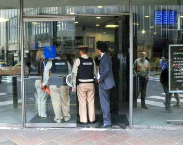 Allanaron una red de cuevas que sería propiedad de La 12