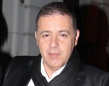 Para proteger al padre de sus hijos