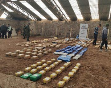 Salta: camuflaron camionetas para intentar cruzar mas de 300 kilos de marihuana a Chile
