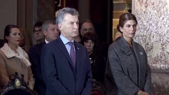 macri asiste a su primer tedeum como presidente en la catedral metropolitana macri asiste a su primer tedeum como presidente en la catedral metropolitana