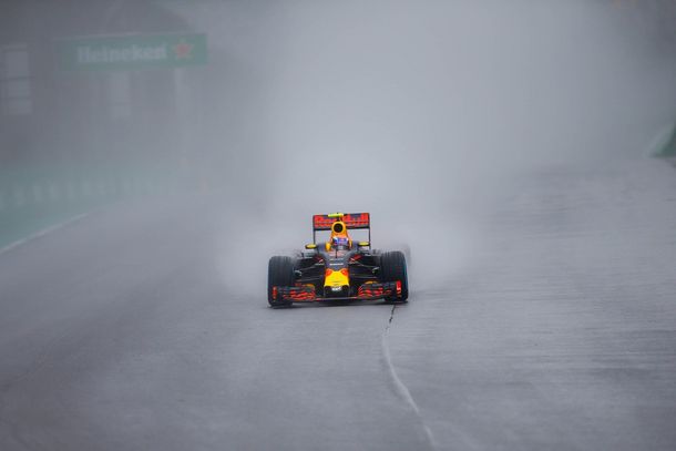Maniobra de Verstappen en el GP de Brasil