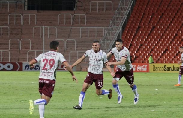 Gol de Ramis para Godoy Cruz - Crédito:&nbsp;@ClubGodoyCruz