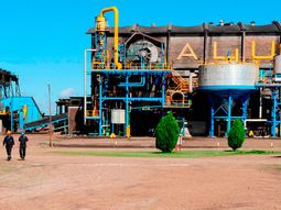 El Sindicato de Obreros de la Caña de Azúcar adoptó medidas sindicales en la plata de Bella Unión (Artigas). El Sindicato de Obreros de la Caña de Azúcar adoptó medidas sindicales en la plata de Bella Unión (Artigas).