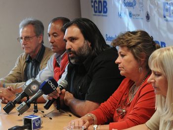Docentes bonaerenses, en confrontación con Daniel Scioli