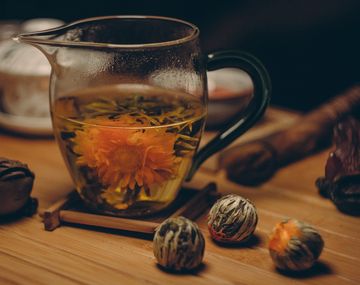 Es té natural no solo tiene más calcio que la leche, sino que también reduce el peso y los niveles de azúcar en sangre.&nbsp;