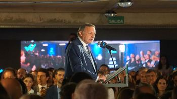 Álvaro Delgado lanza su programa de gobierno de cara a su eventual Presidencia. Álvaro Delgado lanza su programa de gobierno de cara a su eventual Presidencia.