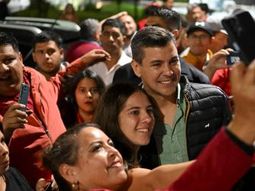 Santiago Peña, candidato del oficialismo paraguayo, obtuvo el 43,55% de los votos. Santiago Peña, candidato del oficialismo paraguayo, obtuvo el 43,55% de los votos.