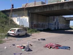 Bahía Blanca: cayó con su auto de un puente y murió en el acto