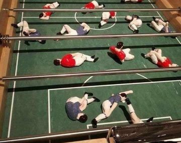 {altText(Neymar challenge,#NeymarChallenge, la respuesta de los hinchas a las simulaciones del astro de Brasil)}