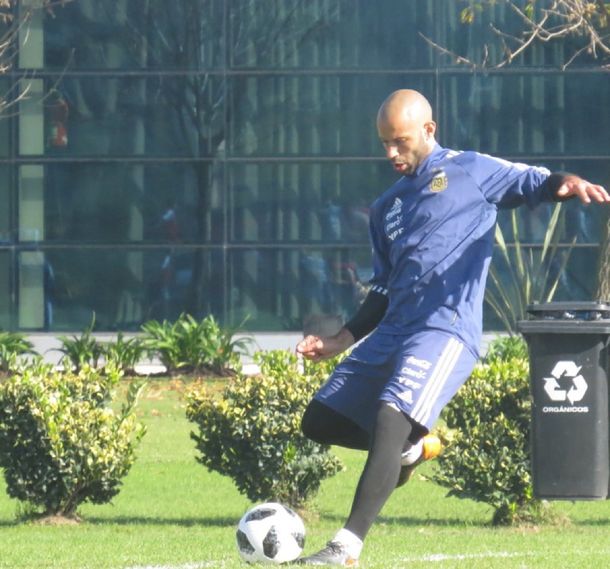 Mascherano en el entrenamiento de la Selección - Crédito:&nbsp;@Argentina