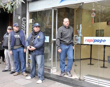 Cuevas VIP: secuestran más de 3 millones de pesos en divisas