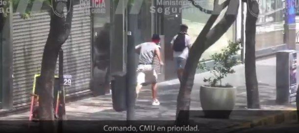 Captan in fraganti a dos arrebatadores en pleno Microcentro porteño: el video