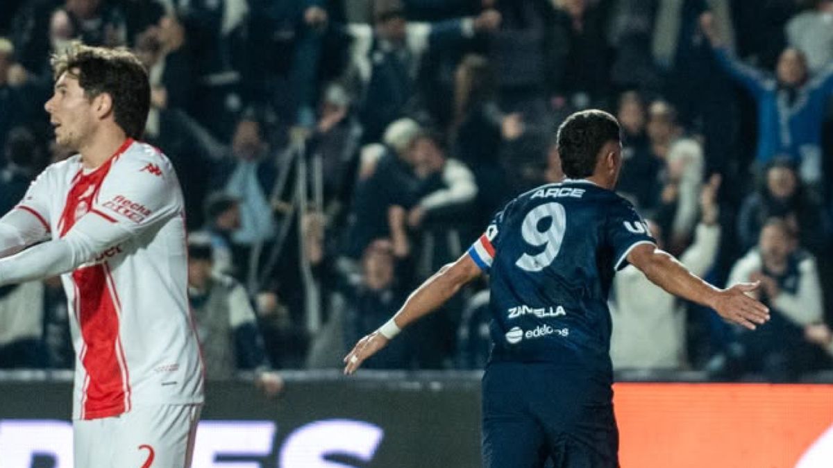 Independiente Rivadavia vs. Huracán (Foto: X @CSIRoficial)