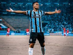 El partido de Luis Suárez en Gremio: gol y dedicatoria especial