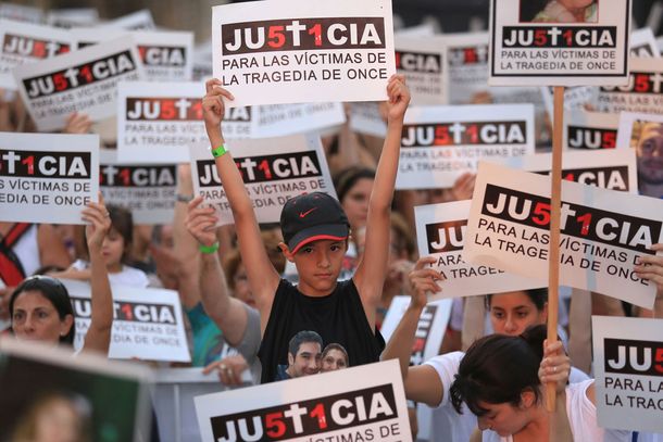 Tragedia de Once: el maquinista admitió que anuló el dispositivo de freno