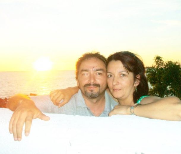 La directora de escuela agredida tiene miedo de salir a la calle