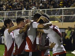 con un gol de pisculichi, river le gano a olimpo en bahia con un gol de pisculichi, river le gano a olimpo en bahia