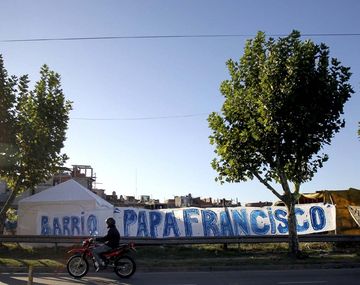 Acusan a la toma del predio Papa Francisco