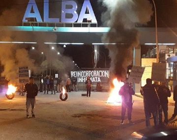 Alba despidió a 30 trabajadores: denuncian que quiere precarizar al resto de sus empleados