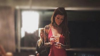 candelaria tinelli se tatuo a sus perros en la pierna candelaria tinelli se tatuo a sus perros en la pierna