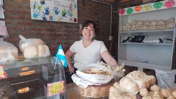 Daniela Delgado, encargada de El Maná en Carmen de Patagones y Viedma.