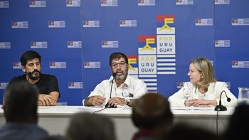 El Frente Amplio celebró sus 53 años con la presencia de la presidenta del Partido de los Trabajadores de Brasil, Gleisi Hoffmann. El Frente Amplio celebró sus 53 años con la presencia de la presidenta del Partido de los Trabajadores de Brasil, Gleisi Hoffmann.